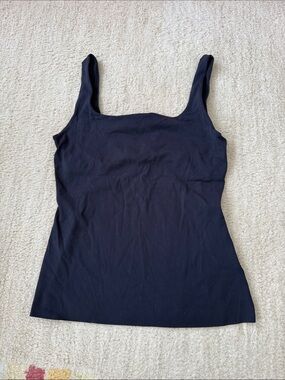 Nike Women's Black Square-Neck Tank Top Size Small